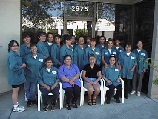 Maids at office 4.jpg (73140 bytes)
